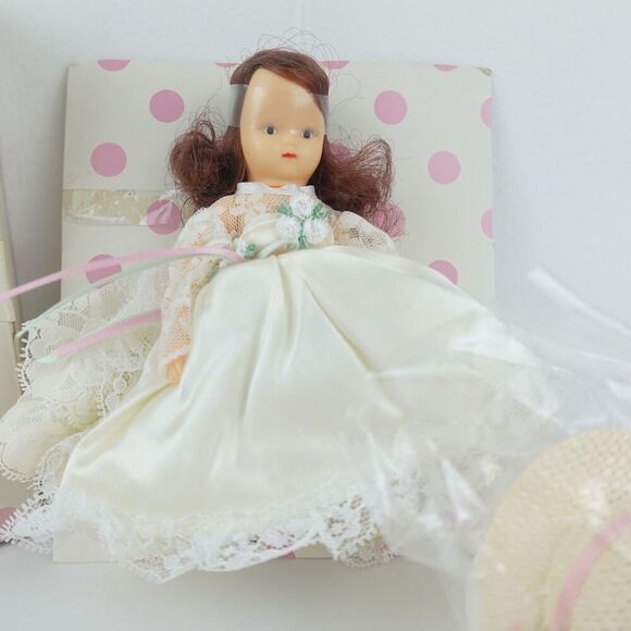 Nancy Ann Dolls by Jesco A Rosebud Girl to Love me Through the June Days #192 - Picture 8 of 14